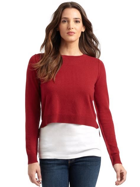 Women's Cropped sweater with hood in wool and cashmere.